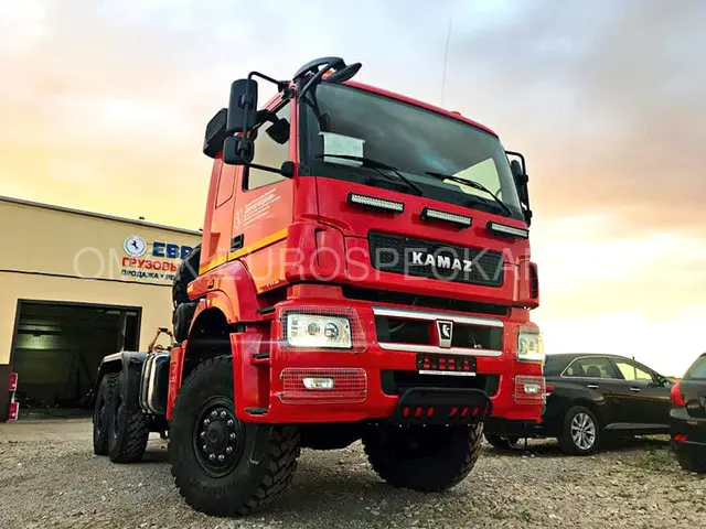 Седельный тягач КАМАЗ 6634F5 (65802) 